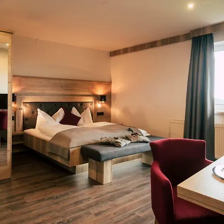 Hotel Schwengerer 3*